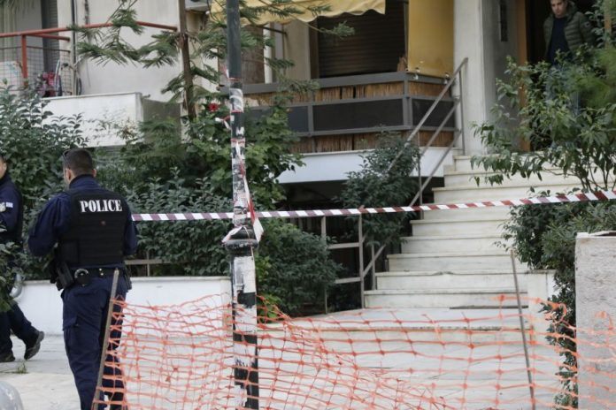 Πάλευαν να σωθούν τα δύο αδέρφια στη Νέα Σμύρνη – Σοκάρει η έκθεση του ιατροδικαστή